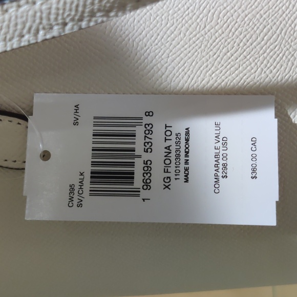 New! CW395 XG Fiona Tote in Sv/Chalk, $298 Retail - Picture 6 of 6